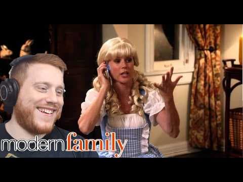 Modern Family S4E5,6